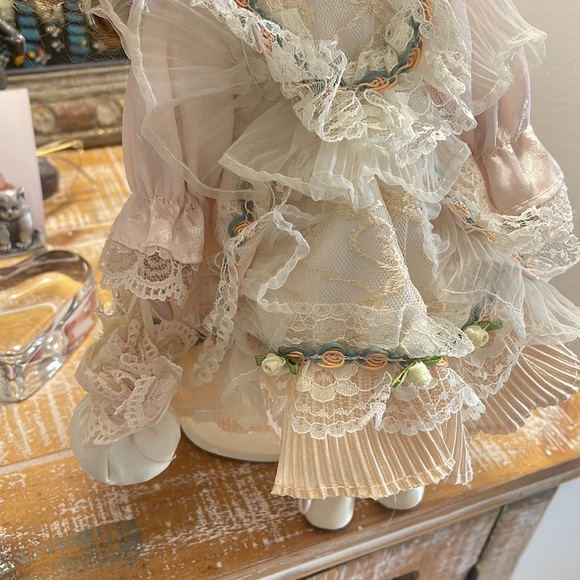 Porcelain Doll - Picture 7 of 7